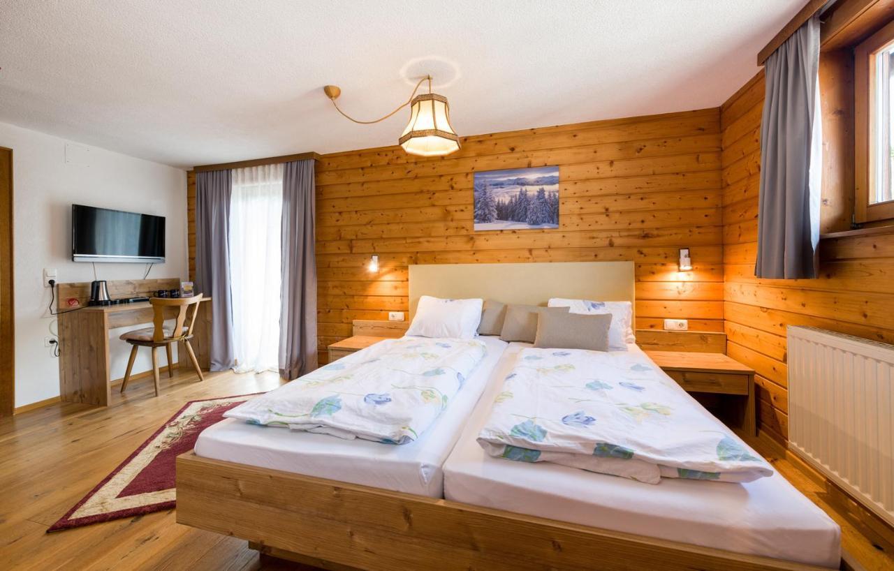 Gaestehaus Zugspitzblick Berwang Dış mekan fotoğraf