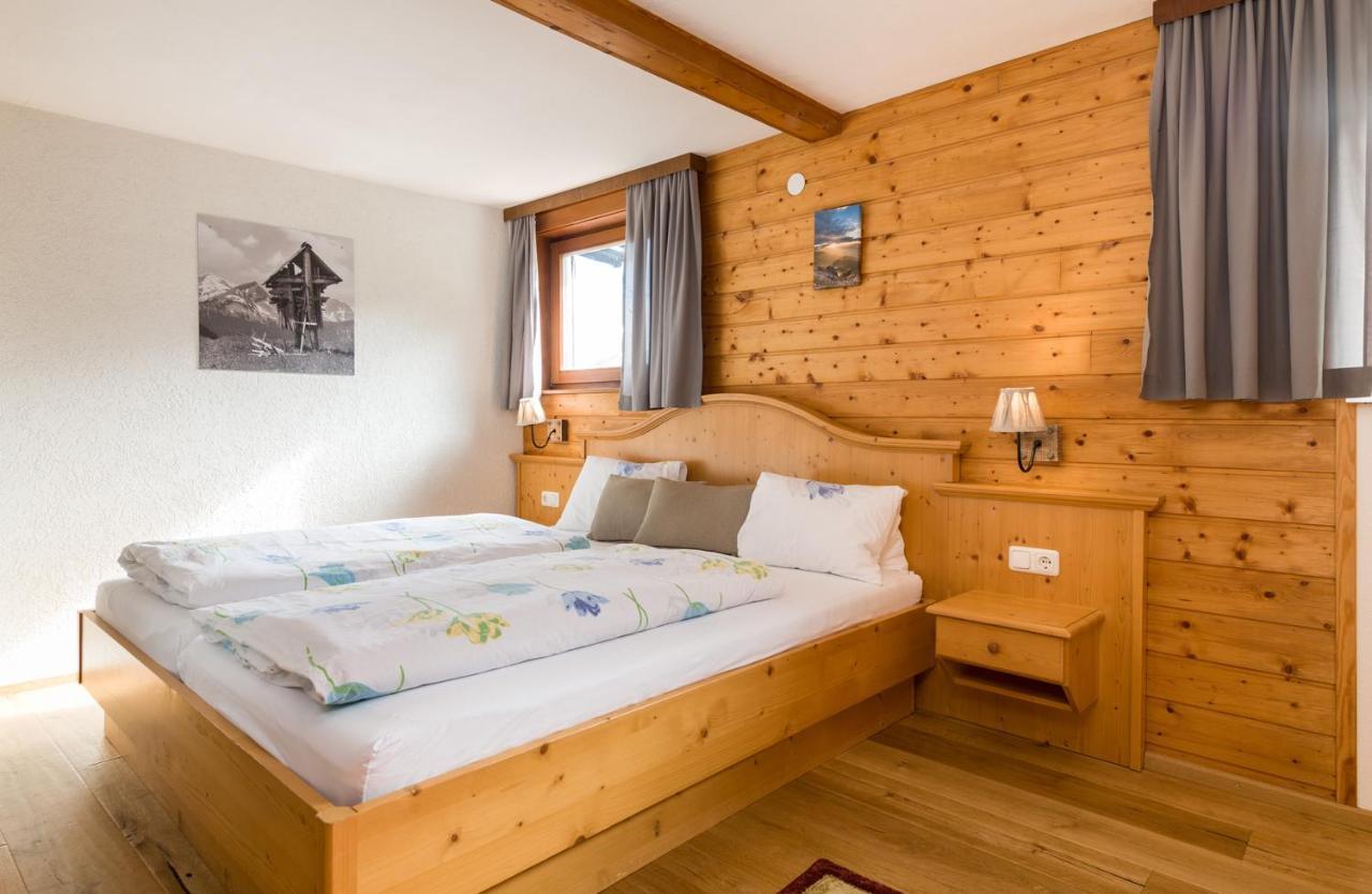 Gaestehaus Zugspitzblick Berwang Dış mekan fotoğraf
